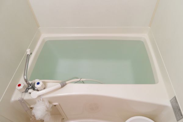 Cost of Bathtub Faucet Replacement in Pasadena
